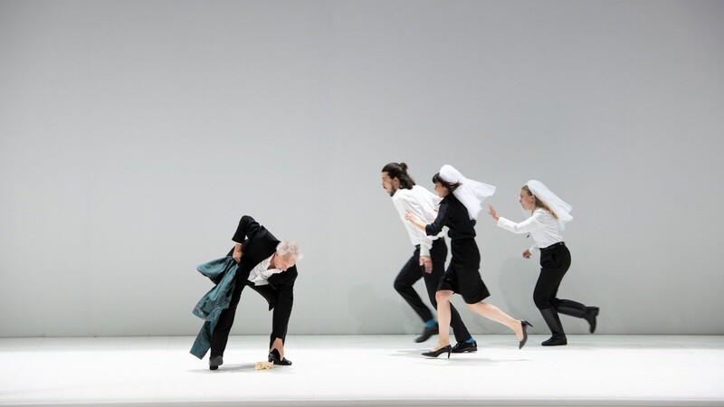 Das perfekte "Così"-Ensemble (von links): Johannes Martin Kränzle (Don Alfonso), André Schuen (Guglielmo), Marianne Crebassa (Dorabella) und Elsa Dreisig (Fiordiligi)