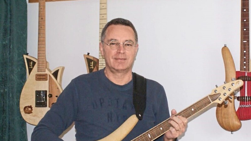 100 Prozent Handarbeit und 100 Prozent Leidenschaft bringen Peter Bachmaiers Gitarren zu Gehör.