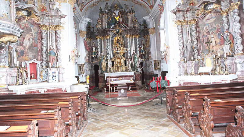 Die Innenrenovierung der Pfarrkirche Mariä Himmelfahrt wird zwei Jahre dauern.