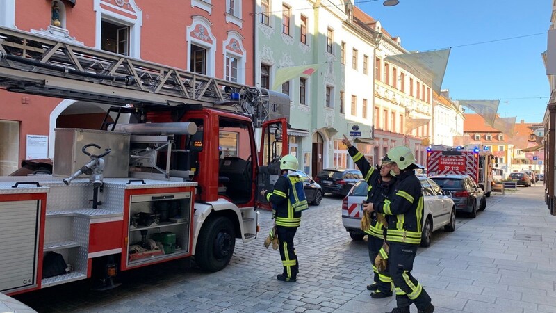 In der Fraunhoferstraße kam es am Freitagmorgen zu einem Feuerwehreinsatz.