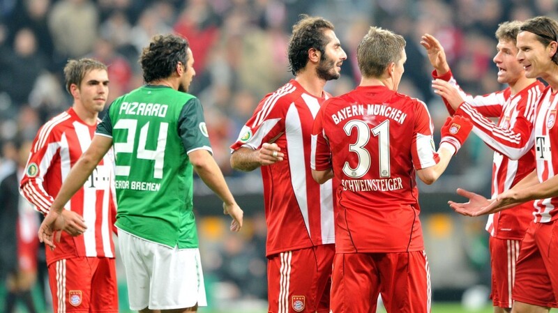 Für Werder Bremen war in der Saison 2010/11 schon in der 2. Runde Endstation - da konnte auch Claudio Pizarro nichts ausrichten.