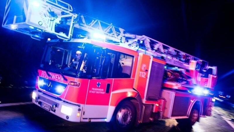 Am frühen Dienstagmorgen hat in Landshut ein Wohnhaus gebrannt. (Symbolfoto)
