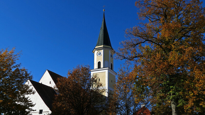 Die Kirche Mariä Heimsuchung; auch in Ergolding sind die Austritte deutlich angestiegen.
