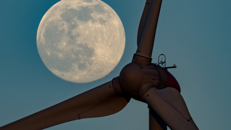 Windkraft ist für den ÖDP-Politiker Sönke Siebold eine Möglichkeit in der Nacht Strom zu erzeugen.