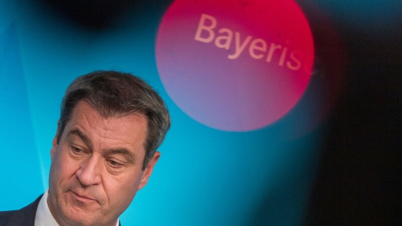Markus Söder (CSU), Ministerpräsident von Bayern, nimmt an einer Pressekonferenz teil. Markus Söder hat sich angesichts der steigenden Zahl an Neuinfektionen gegen weitere Lockerungen von Corona-Auflagen ausgesprochen.