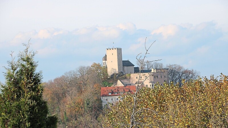 In weiter Ferne: Social distancing sorgt dafür, dass Veranstaltungsorte, wie hier Burg Falkenstein, noch auf unbestimmte Zeit geschlossen bleiben.