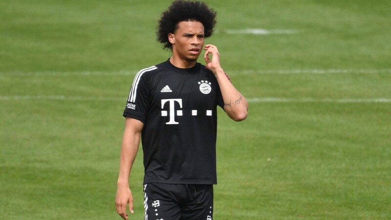 Bayern-Neuzugang Leroy Sané überzeugt bei einem Trainingsspiel.