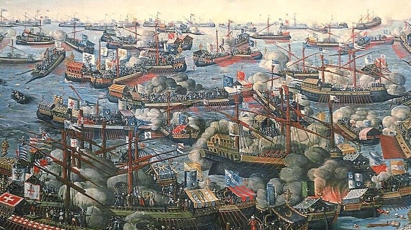 Battle of Lepanto: Feuer, Rauch und kämpfende Menschen auf den Schiffsdecks: Dieses Gemälde eines unbekannten Künstlers zeigt die grausame Realität der Seeschlacht von Lepanto.