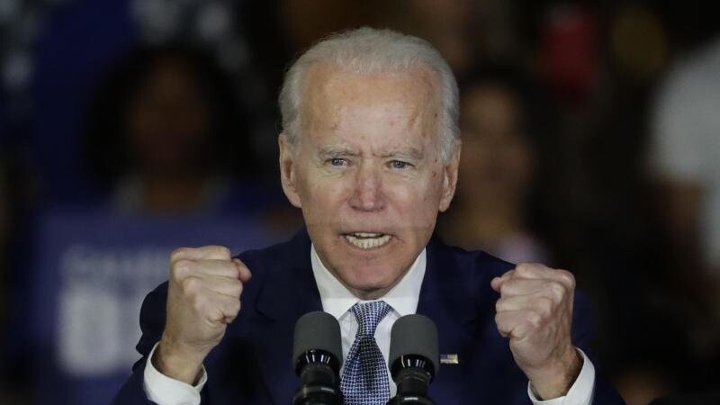 Joe Biden legt bei den Vorwahlen eine unerwartete Siegesserie hin. "Wir sind besser als dieser Präsident", sagt der demokratische Bewerber um die Präsidentschaftskandidatur in Richtung Donald Trump.