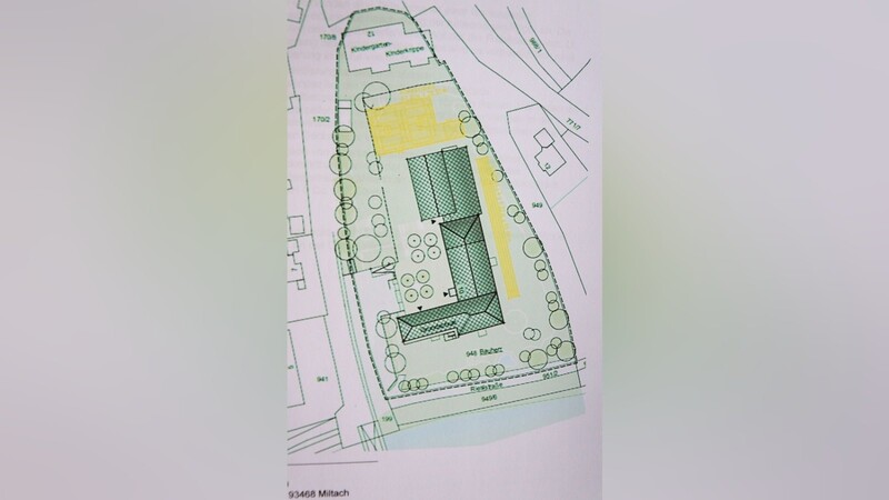 Mit 367000 Euro ist der Bau von Allwetterplatz und Laufbahn (hier gelb eingezeichnet) veranschlagt.