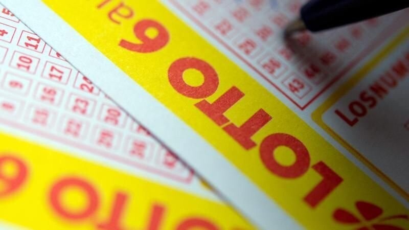 Der neueste Trick der Telefon-Betrüger: Sie behaupten, man habe kostenpflichtig Lotto gespielt. (Symbolbild)