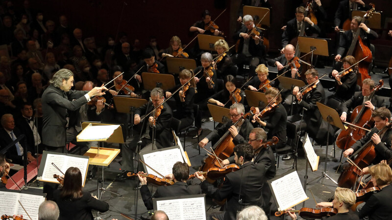 Vladimir Jurowski dirigiert die "Alpensinfonie" von Richard Strauss.