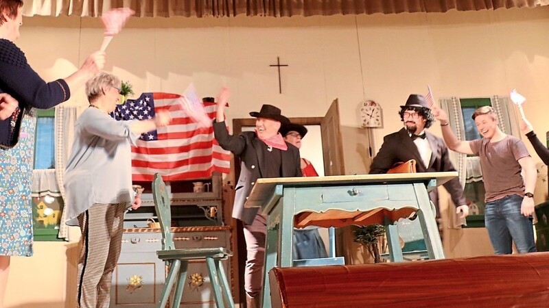 Im März 2020 stand das Further Volkstheater mit dem Lauerer-Stück "Onkel Joe aus Idaho" letztmals auf der Bühne. Dann kam der Lockdown.