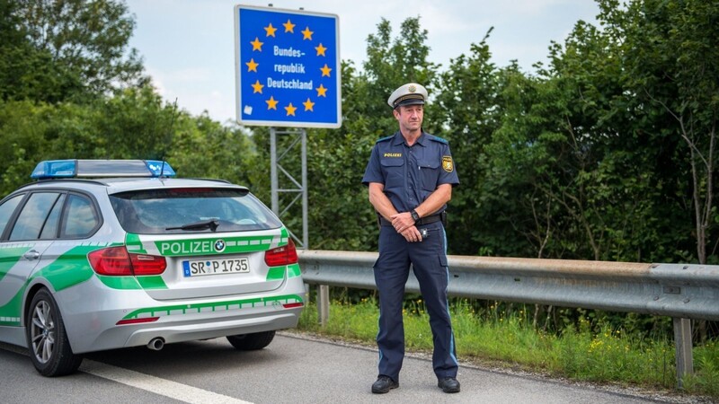 Neuer Name, neue Uniform - alte Aufgaben: Die neue Grenzpolizei ist seit fünf Monaten im Dienst.