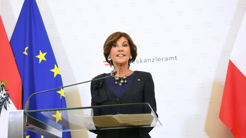 Kanzlerin Brigitte Bierlein nach der Vereidigung der Übergangsregierung.