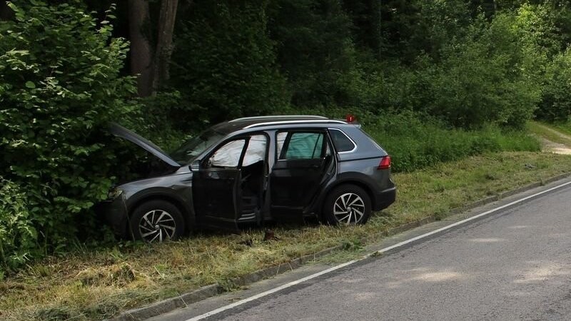 In diesem Auto sorgte ein 53-jähriger Fahrer aus Hessen am Samstag auf den Autobahnen Ostbayerns für Angst und Schrecken.