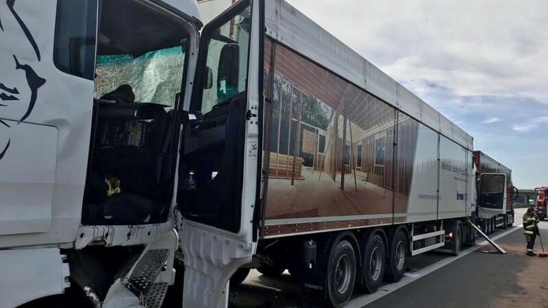 Ein Auffahrunfall mit mehreren beteiligten Lastwagen sorgte am Dienstagnachmittag für Verkehrsbehinderungen auf der A3.