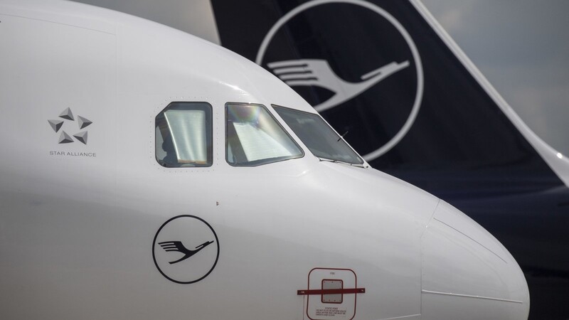 Die Lufthansa verhandelt mit der Bundesregierung über milliardenschwere Staatshilfen.