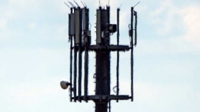 Mobilfunkmasten stellen nicht nur eine Verbindung in ein Mobilfunknetz her, sondern ermöglichen auch einen Zugriff auf das Internet. Im Landkreis Straubing-Bogen existieren noch vielerorts "weiße Flecken", also Gebiete ganz ohne Empfang.