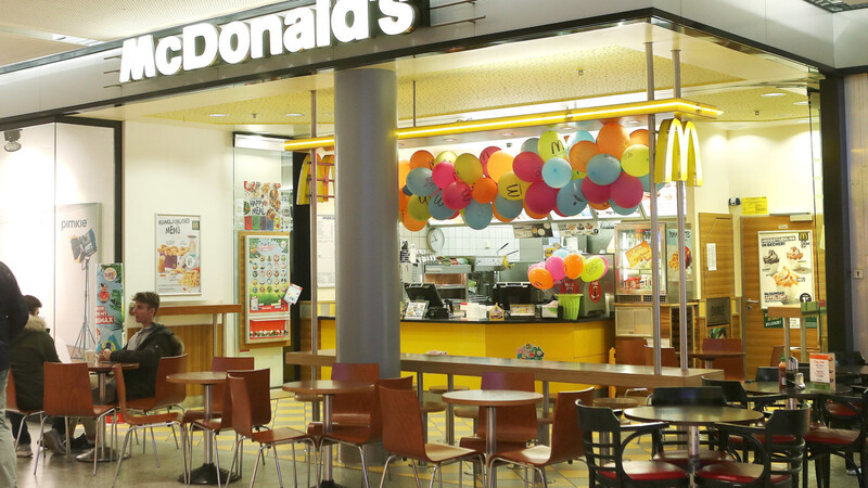 Für die Fläche von McDonald's hat sich bereits ein neuer Mieter gefunden. Auch er bietet Fast Food an.Fotos: cv/kp