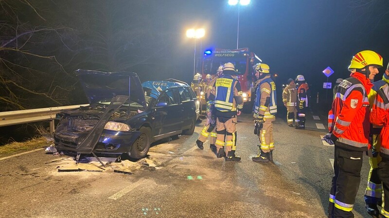 Schwerer Unfall am Dienstagabend bei Heitzenhofen im Landkreis Regensburg.