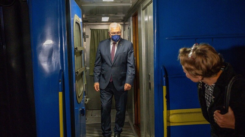 Ukraine-Reise im dritten Versuch: Steinmeiers erster geplanter Kiew-Trip endete in einem diplomatischen Eklat - ein weiterer Versuch war aus Sicherheitsgründen gecancelt worden.