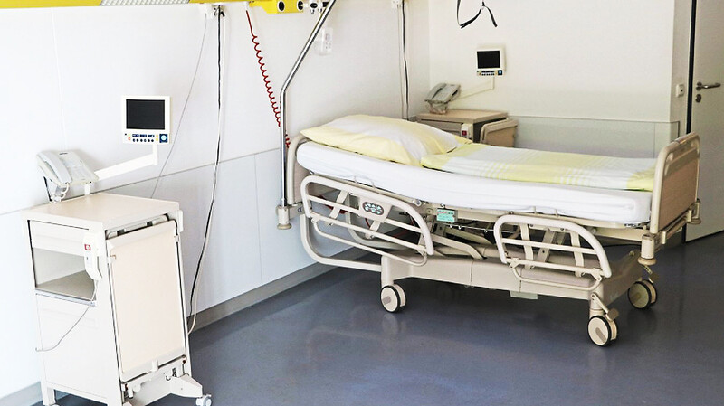 "Kliniken profitieren nicht von Corona-Toten", sagt Kreisklinikvorstand Robert Betz über anderslautende Gerüchte.