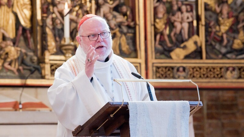 Der Vorsitzende der Deutschen Bischofskonferenz, Kardinal Reinhard Marx, eröffnet am Sonntag den Erneuerungsprozess "synodaler Weg".