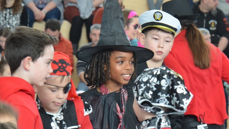 Egal ob Seeräuber und Zauberer - die Kinder hatten ihren Spaß mit den Verkleidungen.
