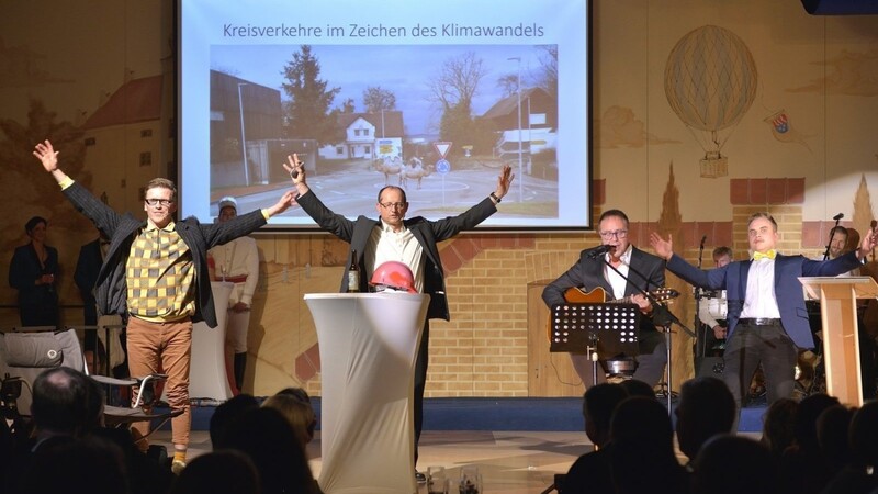 Team Proklamation 2023 der Narrenhochburg Teisbach: Helmut Harlander, Manfred Bauer, Helmut Hein, Florian Hein (von links nach rechts).