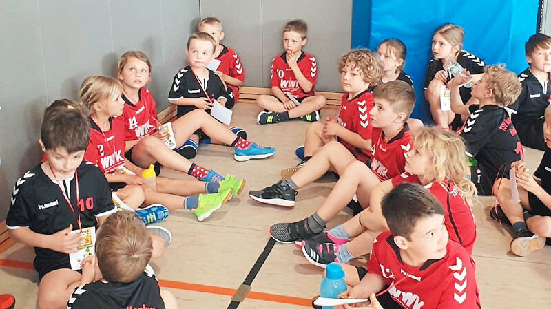 Ob im Training oder bei den Turniertagen: Der Spaß steht stets im Vordergrund bei den jüngsten Handballern des TSV Rottenburg.