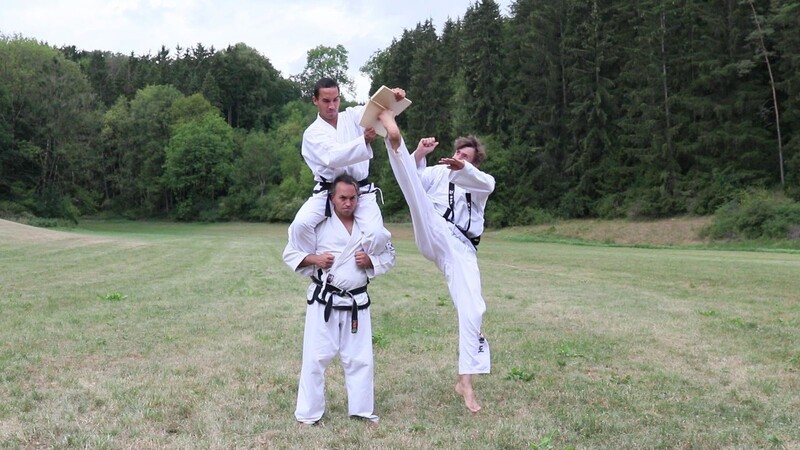 Traditional Taekwon-Do fördert Konzentration, Koordination und Beweglichkeit.
