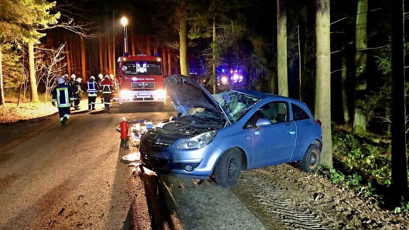 In diesem Opel "Corsa" verlor in der Nacht zum Dienstag ein junger Further sein Leben