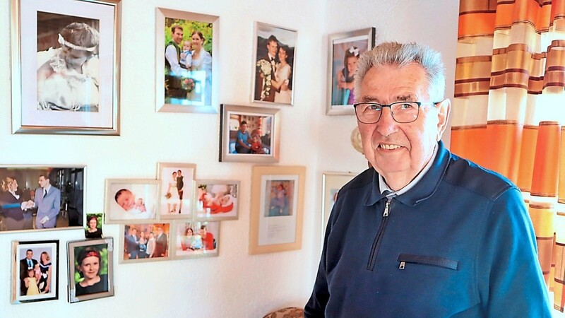 Josef Maierhofer erinnert sich gern an familiäre und berufliche Ereignisse. Sechs Enkel bereichern mittlerweile sein Familienleben.