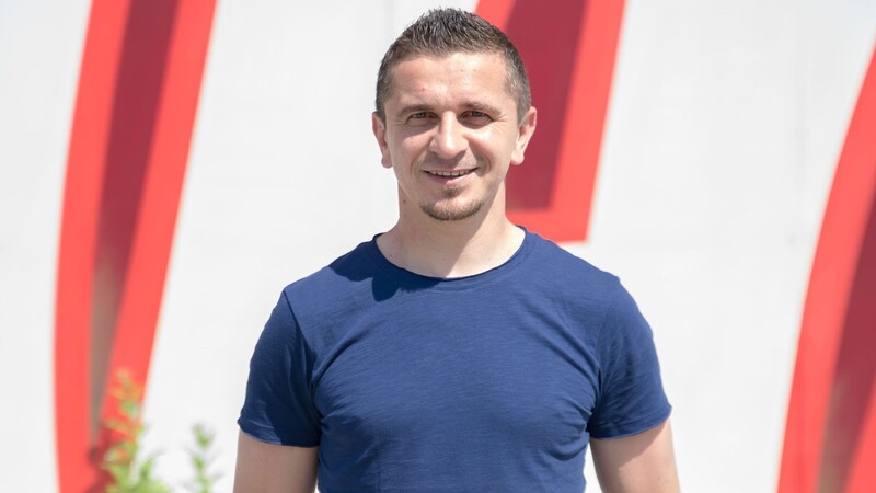 Seit 13 Jahren im Verein, nun Cheftrainer des SSV Jahn Regensburg: Mersad Selimbegovic.