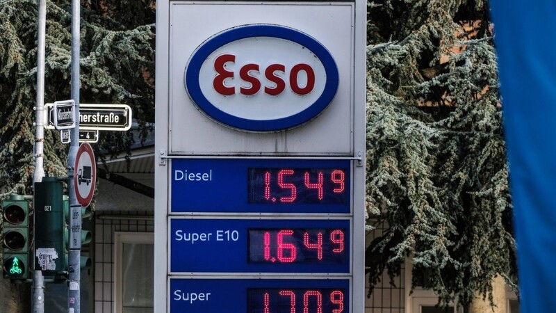 Logo der Esso-Tankstellen.