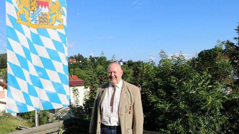 Zufrieden: In Wörth, gerade an einem sonnigen Nachmittag auf seiner Terrasse, fühlt sich Fritz Jörgl einfach wohl.