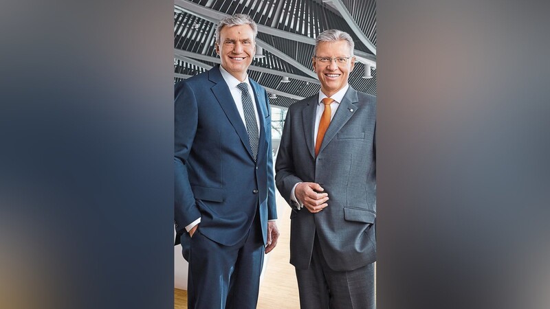 Peter Ottmann (l.) und Roland Fleck leiten die Nürnberg-Messe und planen für 2021 die nächste große Investition.