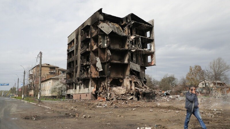 In Borodjanka sind nur noch Ruinen eines Wohnblocks übrig.