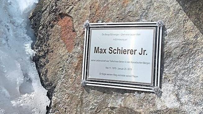 "Er folgte seinem Weg und lebte seinen Traum" heißt es auf der Gedenktafel für Max Schierer.