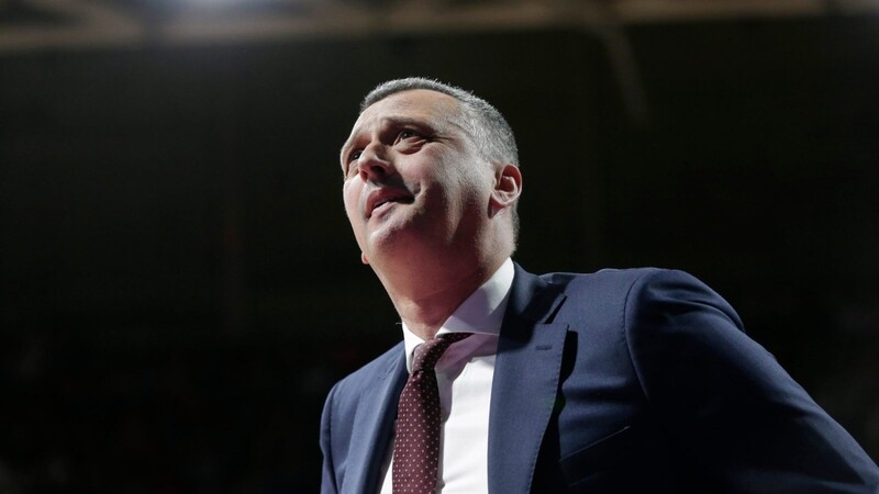 Dejan Radonjic bleibt mindestens ein weiteres Jahr Trainer der Bayern-Basketballer.