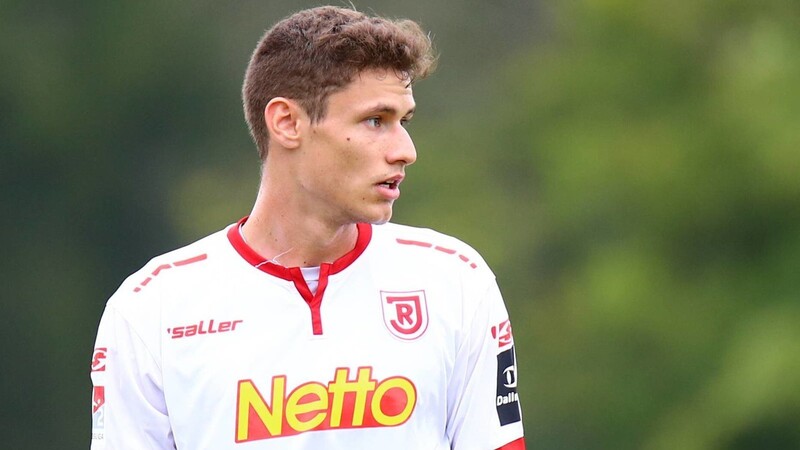 Maximilian Thalhammer ist für eine Saison vom FC Ingolstadt an den SSV Jahn Regensburg ausgeliehen.