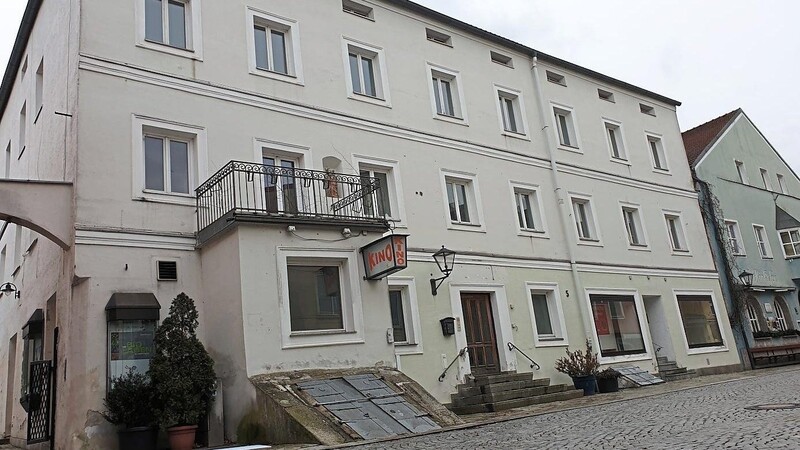 Das Pittasch-Haus in Viechtach: Hier soll bald wieder mehr Leben einkehren mit dem Weltladen ab Mitte des Jahres und einer Gaststätte.