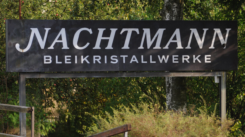 Für 2016 hat die Nachtmann-Gruppe die Schließung des Werks in Frauenau angekündigt. 200 Menschen verlieren ihren Job. (Foto: Armin Weigel/dpa)