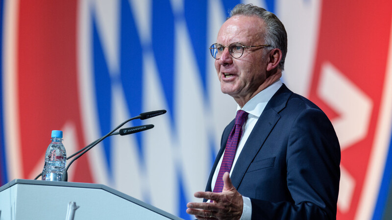 Wie von Uli Hoeneß gewünscht bleibt Karl-Heinz Rummenigge bis Ende 2021 als Vorstandsboss des FC Bayern im Amt.