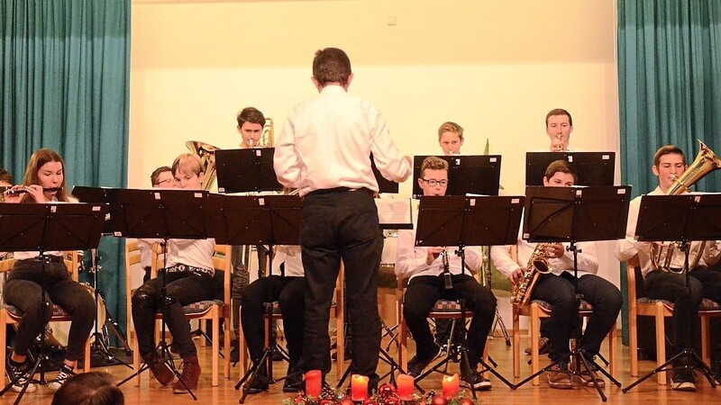 Für das Neujahrskonzert wurde eigens ein großes Blasorchester zusammengestellt, bei dem auch Mitglieder des jungen Orchesters (Foto) mitspielen werden.