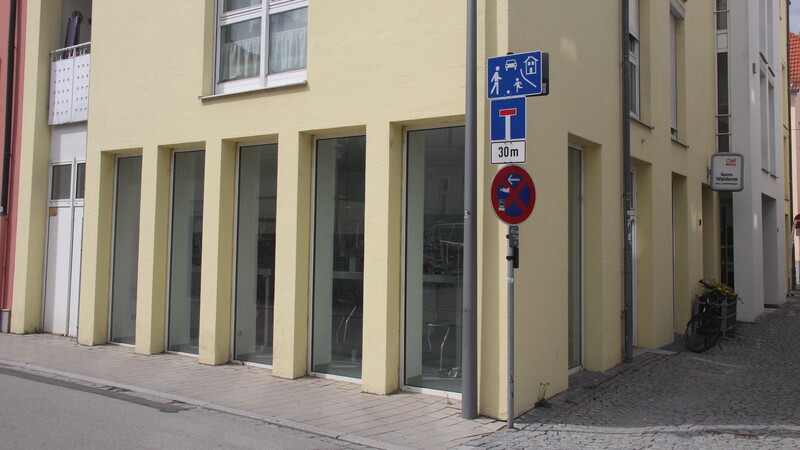 Im Haus an der Ecke von Koppgasse und Am Platzl befindet sich Straubings erstes Fahrradparkhaus.