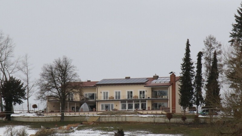 Das Anwesen in Grafentraubach, das der Getötete gemeinsam mit seiner Frau bewohnte.