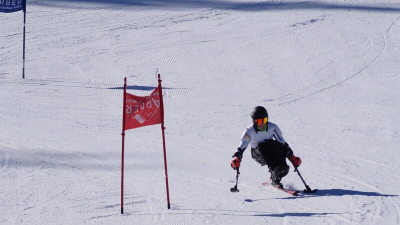Runter vom Berg auf nur einem Ski: Monoskifahrer Leon Gensert hat noch große Ziele.