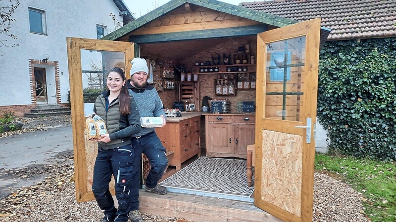 Tobias Heimerl und Luisa Breu haben in Grub einen Hofladen eröffnet.